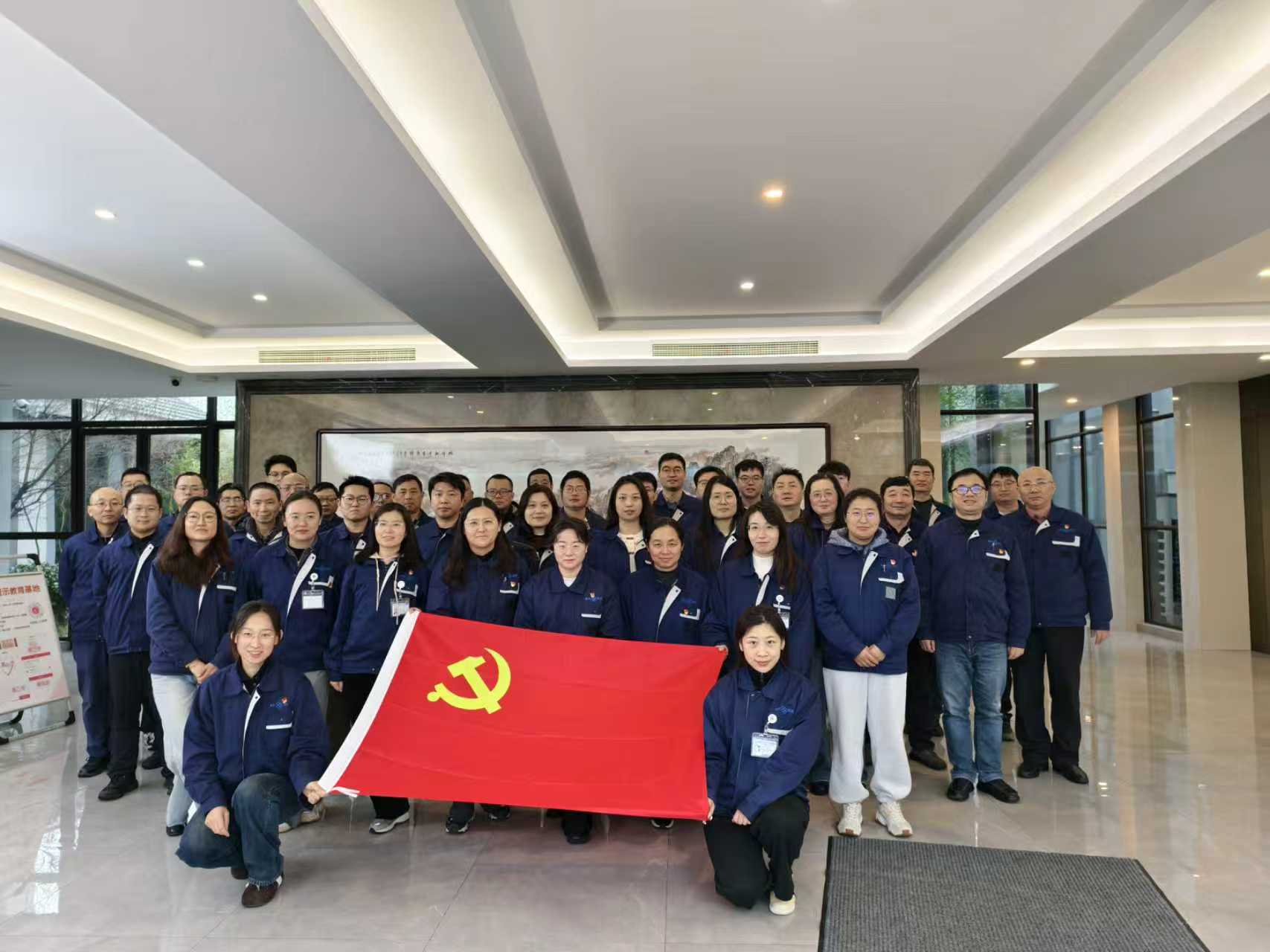 eaee300ad10125fe216f8a451867b754.jpg eaee300ad10125fe216f8a451867b754.jpg